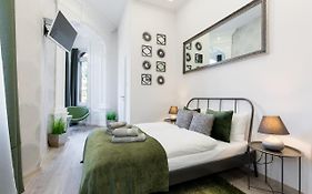 SB Hotel